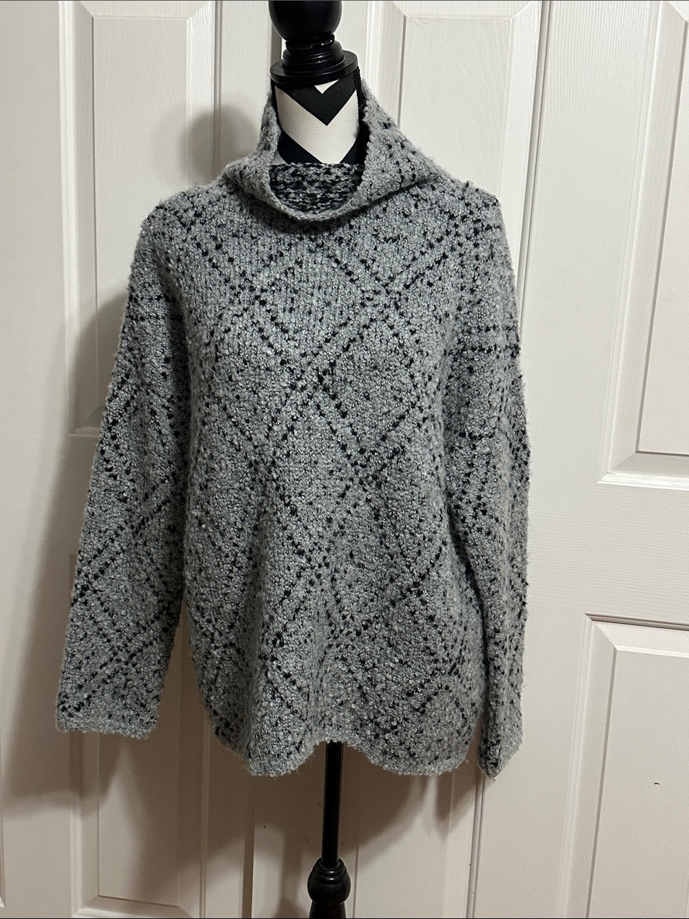 Soft Joie Cozy Grey Diamond-Pattern Turtleneck Sweater